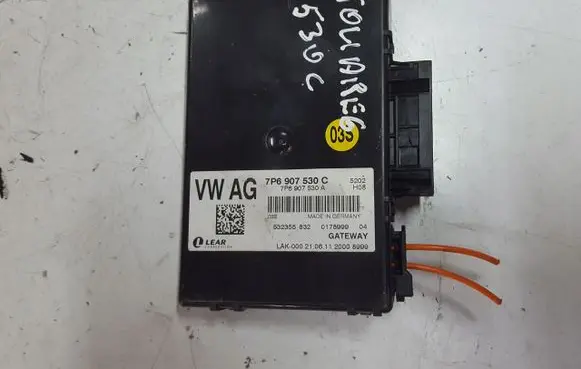 Volkswagen Touareg II Gateway control module 7P6907530C