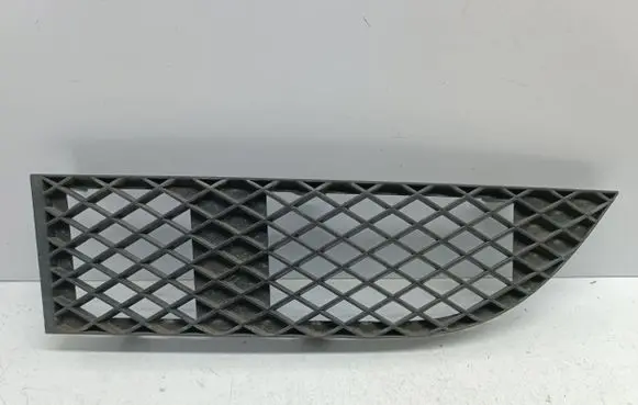 BMW 7 E65 E66 Front bumper lower grill 51117135563 7135563 72758411