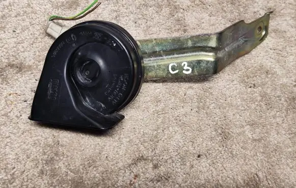 Citroen C3 Horn signal 55306