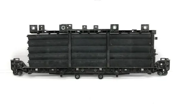Porsche Cayenne (9Y0 9Y3) Intercooler air channel guide 9Y0806255D
