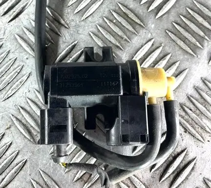 Volvo C70 Turbo solenoid valve 31293964