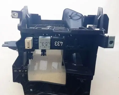 Volkswagen PASSAT B6 Fuse box set 1k1937503
