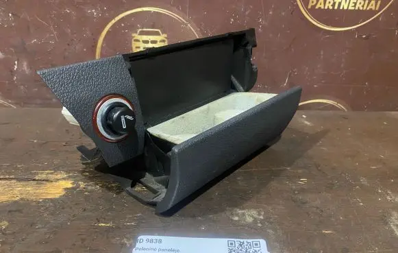 Car ashtray
