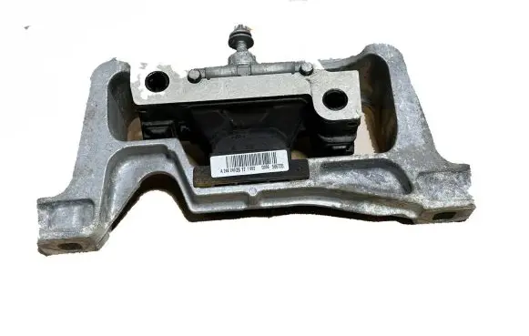Mercedes-Benz B W246 W242 Engine mount bracket A2462402617 15761 A2462401617