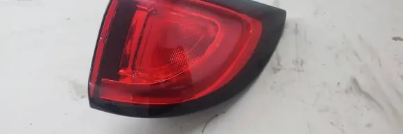 Chrysler Pacifica Rear/tail lights P68229026AE 010518A120V AUT0M0TTVE