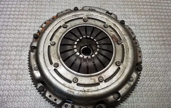 Volkswagen Transporter - Caravelle T5 Clutch set kit 02A141165B