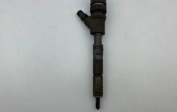 Toyota Corolla E120 E130 Fuel injector 2367033040