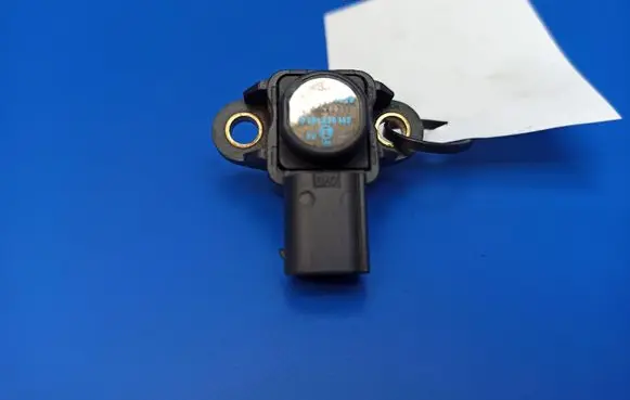 Mercedes-Benz Sprinter W906 Air pressure sensor A0061531428 0261230142
