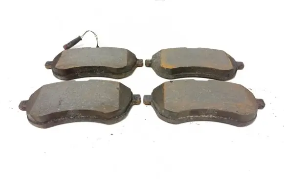 Mercedes-Benz C W204 Brake pads (front) 