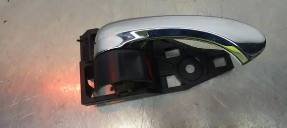 Toyota RAV 4 (XA30) Front door interior handle