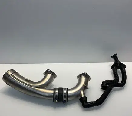 Porsche Macan (95B) Turbo air intake inlet pipe/hose 06M129967 PXR156173