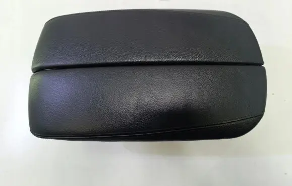 BMW X6 F16 Armrest