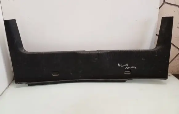 Volkswagen Golf IV Other trunk/boot trim element 1J6863459
