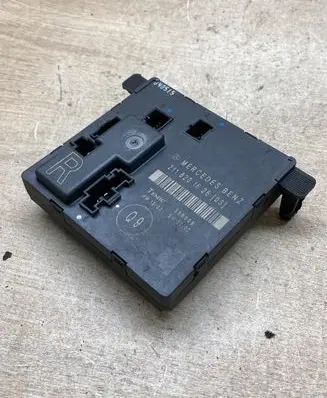 Mercedes-Benz E W211 Door control unit/module 2118201626 356806