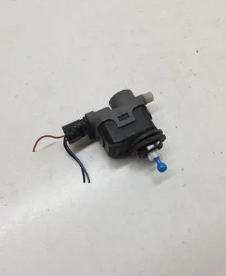 Headlight level adjustment motor