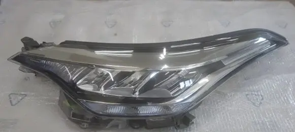 Toyota C-HR I Headlight/headlamp 81150-F4180-00 18679F 81150F4180