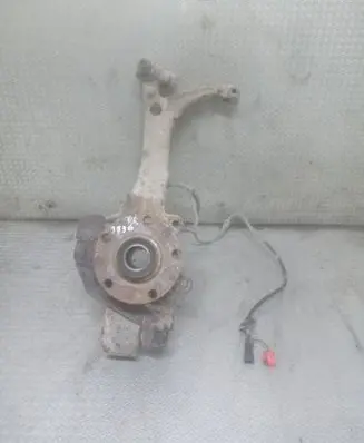 Audi A6 S6 C5 4B Front wheel hub spindle knuckle