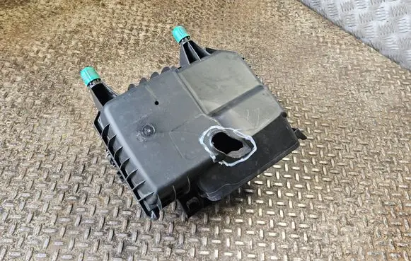 Mercedes-Benz A W177 Air filter box A2600902900