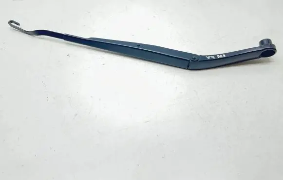 KIA EV6 Front wiper blade arm SG2DR