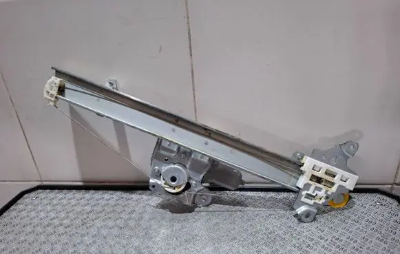 Nissan Micra K14 Front window lifting mechanism without motor