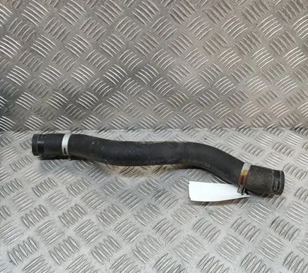 Hyundai Kona I Engine coolant pipe/hose 25414J9600