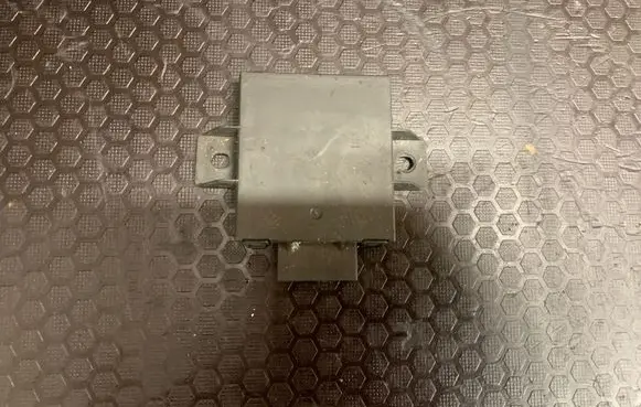 Volkswagen Touareg I Alarm control unit/module 7L0907719