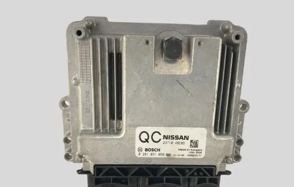 Nissan X-Trail T32 Engine control unit/module ECU 237104BE0D