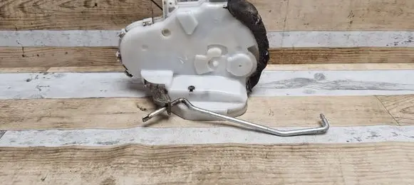 Honda Civic Rear door lock