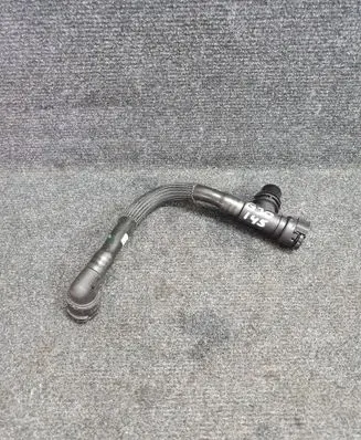 BMW 5 G30 G31 Engine coolant pipe/hose 8602612