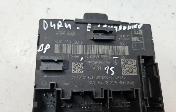 Volkswagen Golf Sportsvan Door control unit/module 5Q0959592B