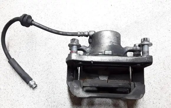Fiat 500X Front brake caliper 00520389670