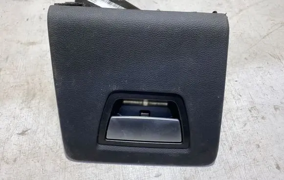 Maserati Ghibli Glove box FA00AAJ98478 D552 670017370
