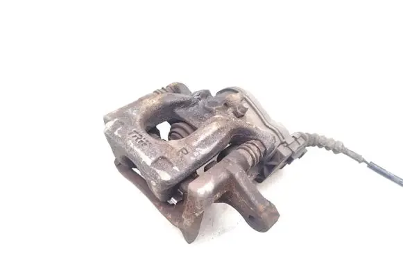 Nissan Qashqai Rear brake caliper 
