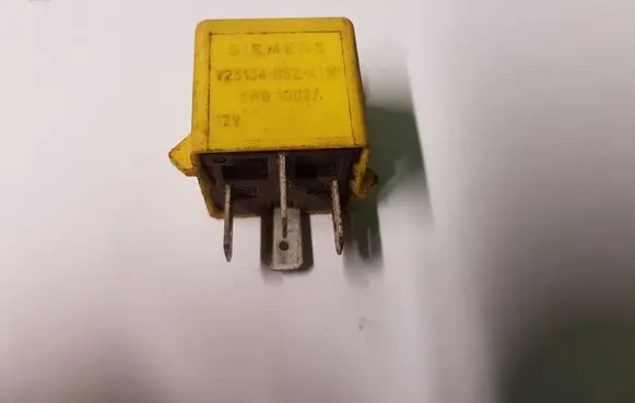 Land Rover Discovery Other relay YWB10027