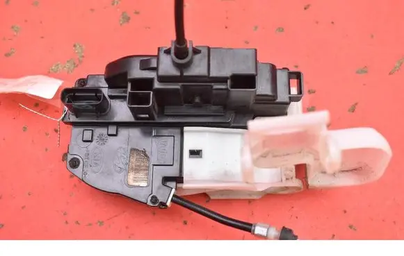 KIA Ceed Front door lock 