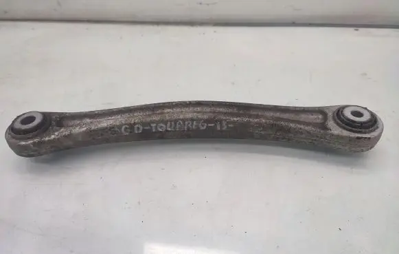 Volkswagen Touareg II Rear control arm
