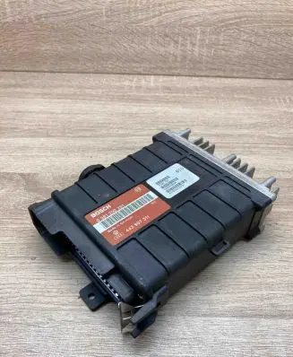 Volkswagen PASSAT B3 Engine control unit/module ECU 443907311 0261200251 Used