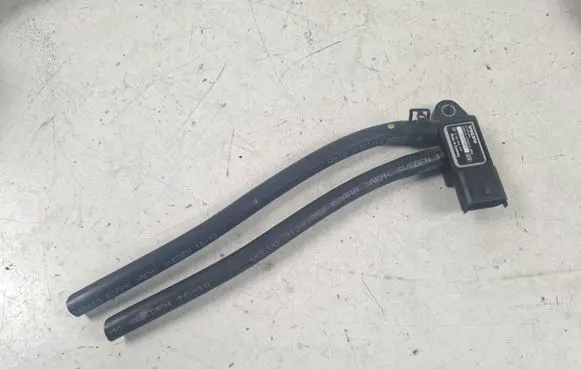 Volvo XC60 Exhaust gas pressure sensor 31370160 0281006329 161107T0207F