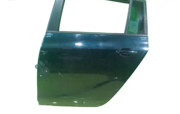 Opel Zafira C Rear door 