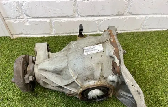 Mercedes-Benz ML W166 Rear differential 1663502714 16635027142 A1663510208