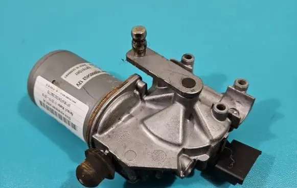 Wiper motor