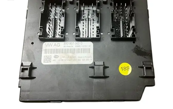 Audi A1 Comfort/convenience module 8X0907063G 5DK00965879