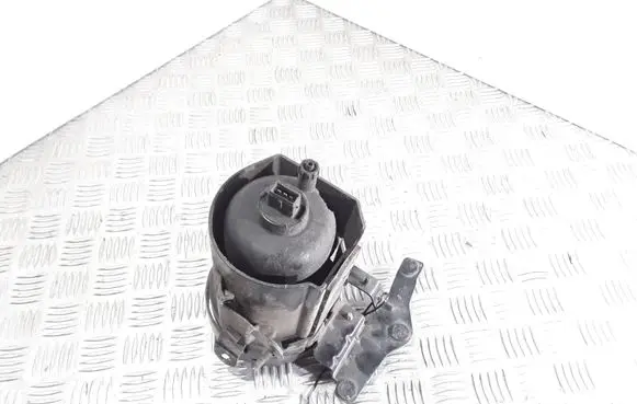 Nissan X-Trail T30 Fuel filter housing 