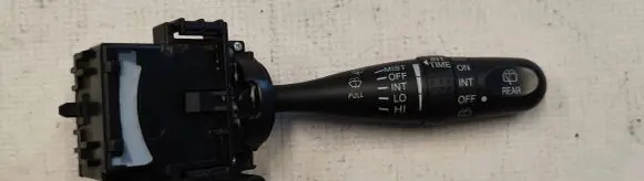 Suzuki Grand Vitara II Wiper control stalk