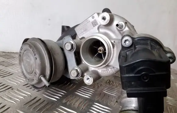 Audi A3 S3 A3 Sportback 8P Turbo 03C145702C 4937301004