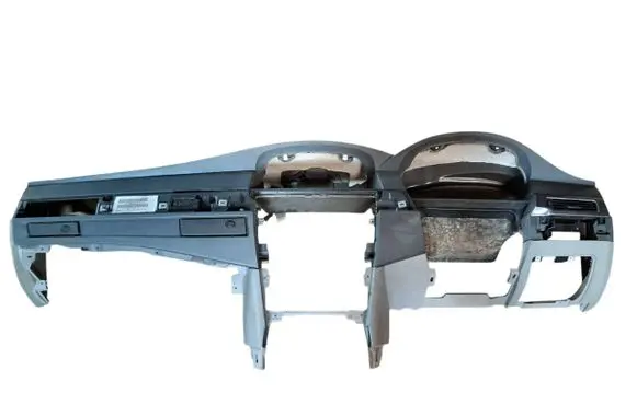 BMW 5 E60 E61 Dashboard 7131816 17370113