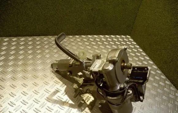 Mercedes-Benz Citan W415 Electric power steering pump 8201207611