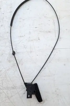 Skoda Octavia Mk4 Engine bonnet/hood lock release cable 5E3823535