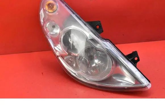 Buick Roadmaster Headlight/headlamp 260105856R