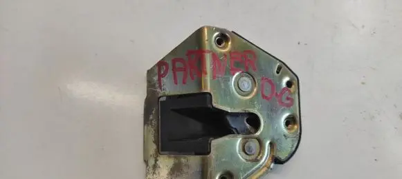 Peugeot Partner Sliding door lock 